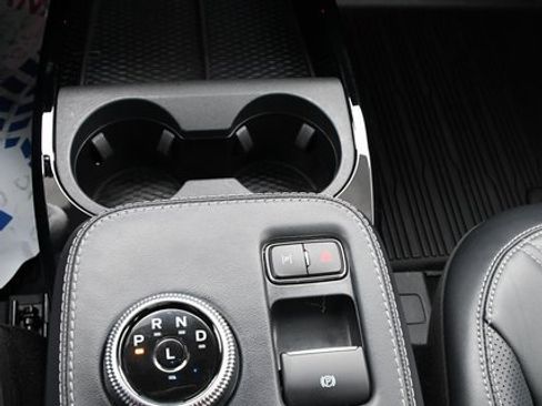 Used 2021 Ford Mustang Mach-E Premium image 19