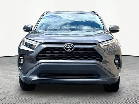 Used 2023 Toyota RAV4 XLE Premium FWD image 4