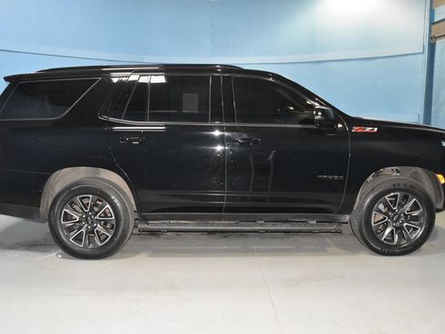 Used 2021 Chevrolet Tahoe Z71 w/ Luxury Package AWD/4WD image 26