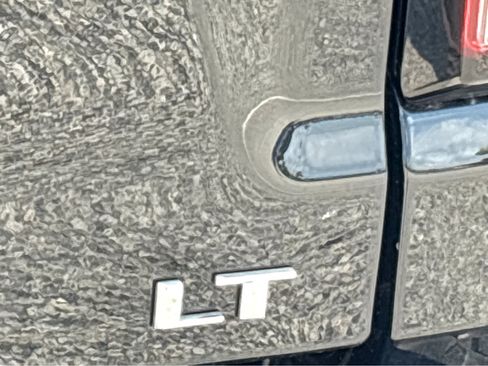 New 2024 Chevrolet Colorado LT w/ LT Convenience Package II image 23