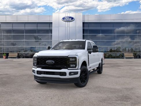 New 2026 Ford F250 Lariat w/ Black Appearance Package AWD/4WD image 2