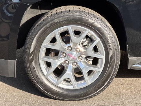 Used 2017 GMC Yukon SLT w/ Open Road Package image 37