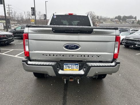Used 2017 Ford F250 XLT image 5