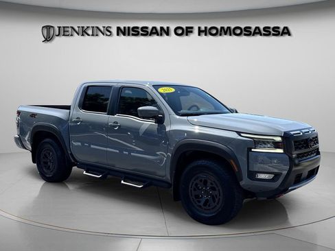 Used 2025 Nissan Frontier PRO-4X w/ Pro Premium Package image 1