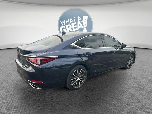 Used 2024 Lexus ES 350 w/ Premium Package FWD image 3