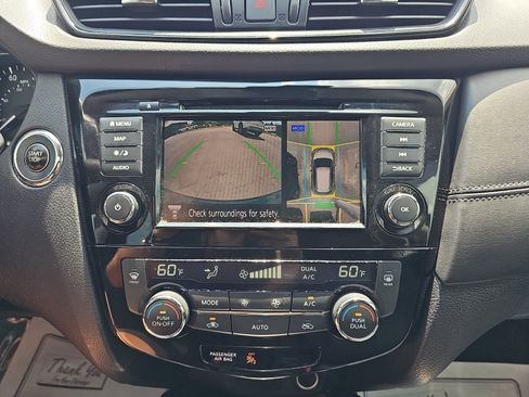 Used 2020 Nissan Rogue SL FWD image 20