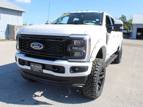 Used 2023 Ford F250 Lariat w/ Lariat Ultimate Package image 3
