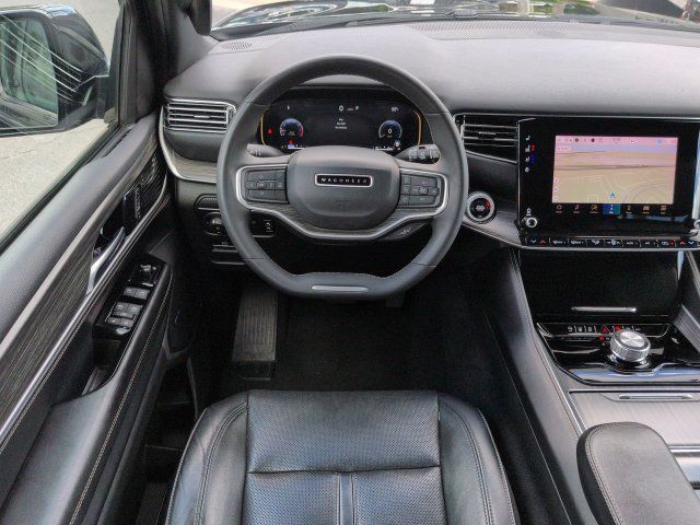 Certified 2024 Jeep Wagoneer Series II w/ Flexible Seating Group RWD image 16