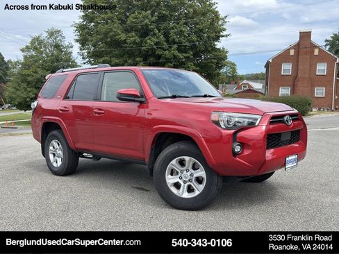 Used 2024 Toyota 4Runner SR5 image 2
