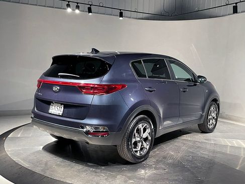 Used 2020 Kia Sportage LX image 11