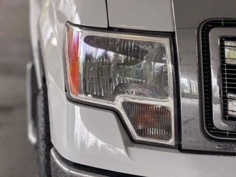 Used 2014 Ford F150 XLT w/ XLT Chrome Package AWD/4WD image 10