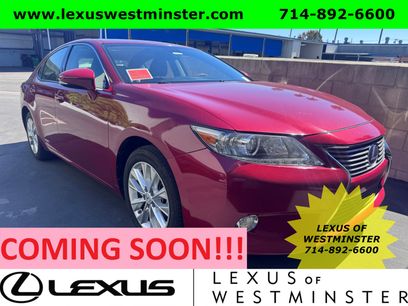 Used 2013 Lexus ES 300h w/ Premium Pkg