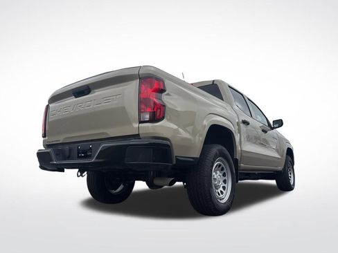 Used 2024 Chevrolet Colorado W/T RWD image 11