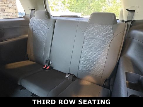 Used 2016 GMC Acadia SLE AWD/4WD image 28