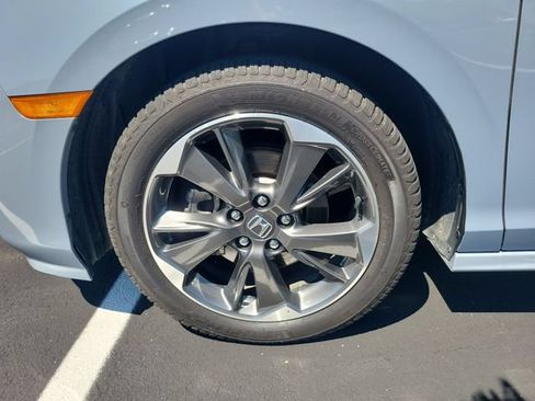 Used 2024 Honda Odyssey Elite image 19