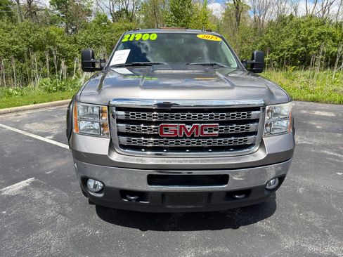 Used 2013 GMC Sierra 2500 SLE w/ HD SLE Premium Package AWD/4WD image 10