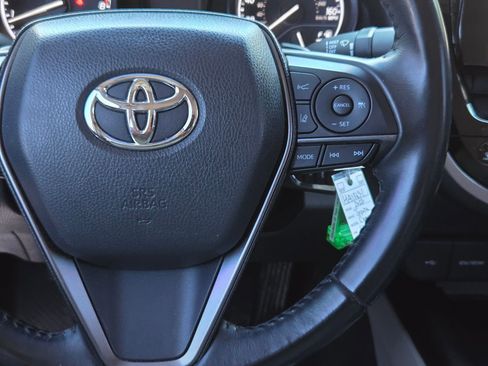 Used 2022 Toyota Camry SE FWD image 22