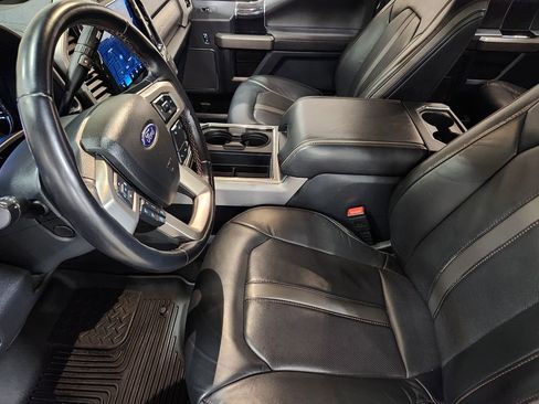 Used 2022 Ford F250 Platinum w/ Tremor Off-Road Package image 31