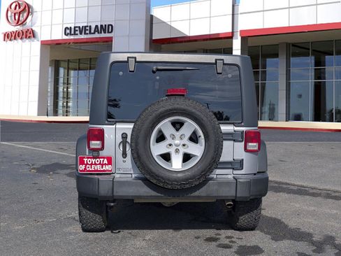 Used 2016 Jeep Wrangler Unlimited Sport w/ Quick Order Package 24S AWD/4WD image 6