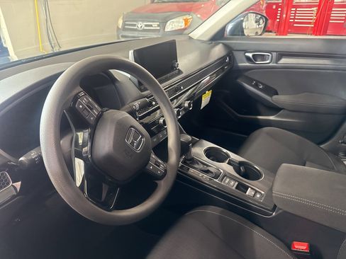 Used 2025 Honda Civic LX image 9
