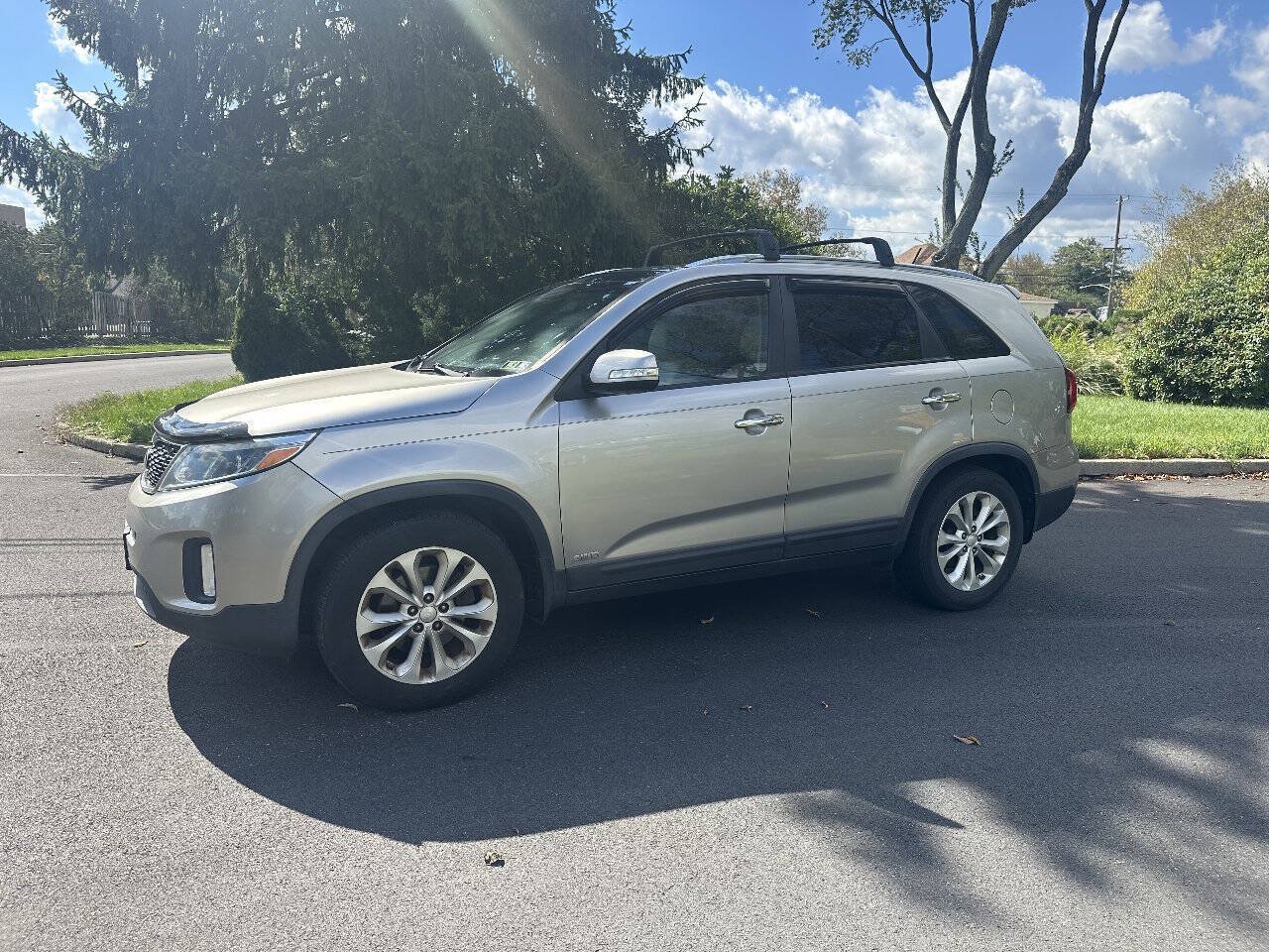 Used 2014 Kia Sorento EX w/ EX V6 Touring Package AWD/4WD image 3