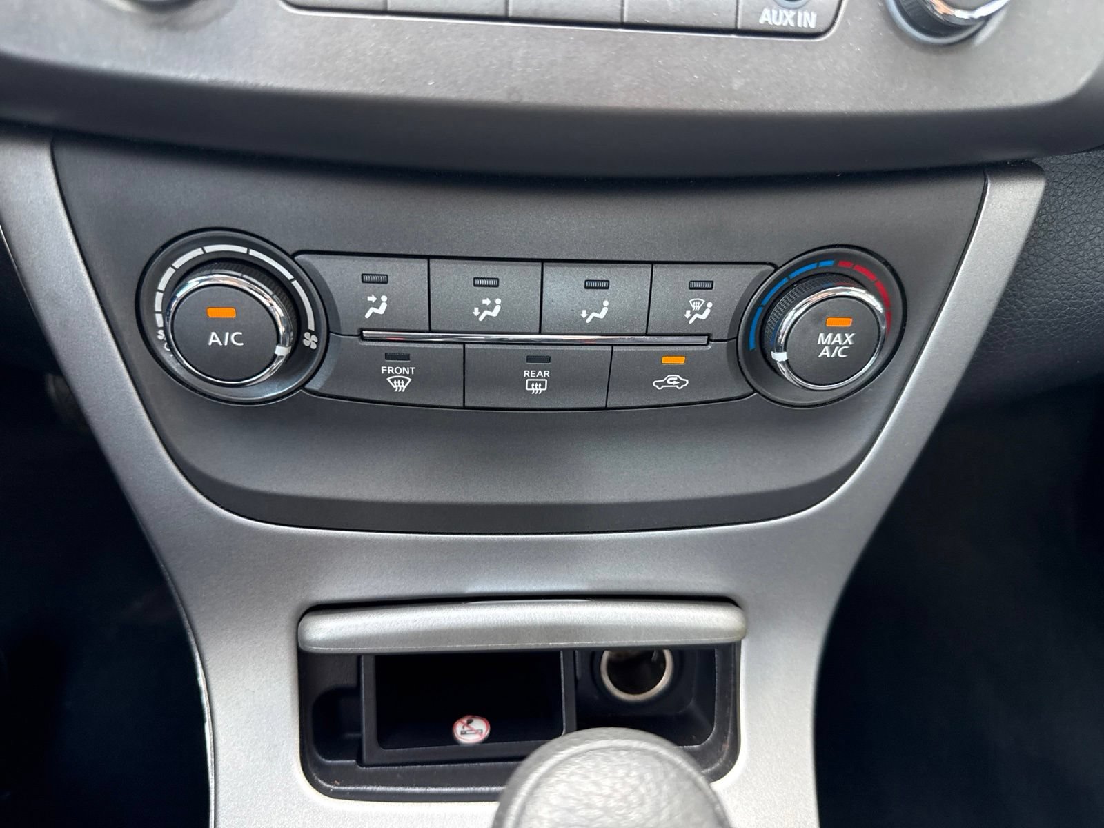 Used 2013 Nissan Sentra SV FWD image 18
