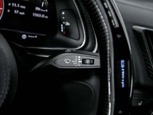 Used 2017 Audi R8 V10 image 38