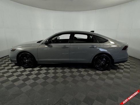 New 2025 Honda Accord SE image 4