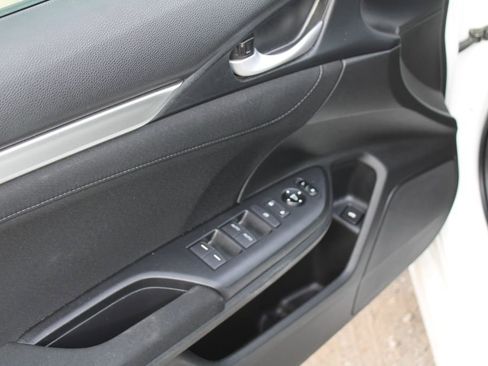 Used 2018 Honda Civic EX image 18