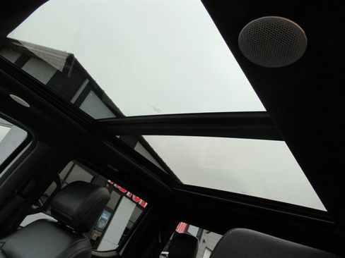 Used 2022 Ford F150 Lariat w/ Equipment Group 502A High image 25