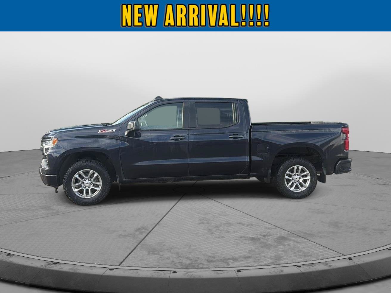 Certified 2022 Chevrolet Silverado 1500 RST w/ Z71 Off-Road Package AWD/4WD image 7