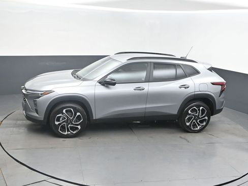 New 2026 Chevrolet Trax RS w/ Driver Confidence Package image 34