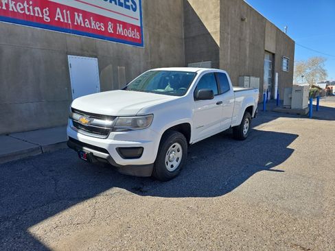 Used 2017 Chevrolet Colorado W/T w/ WT Convenience Package image 3