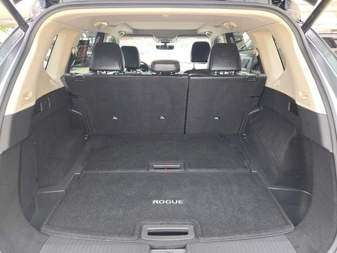 Certified 2023 Nissan Rogue Platinum w/ Platinum Premium Package AWD/4WD image 24