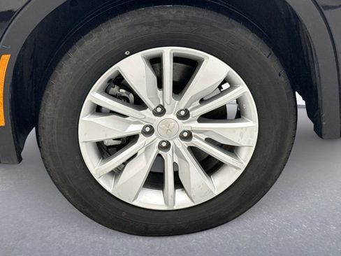 Used 2025 Mitsubishi Outlander ES image 22