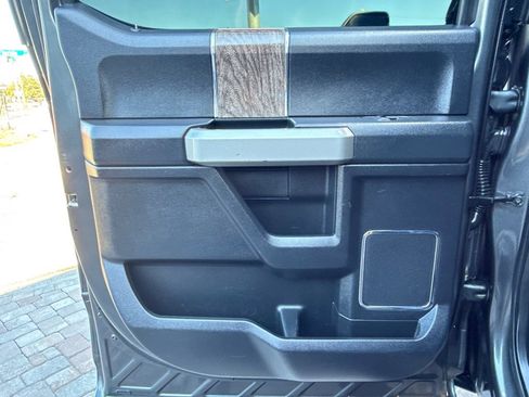 Used 2019 Ford F250 Lariat w/ Lariat Value Package image 29