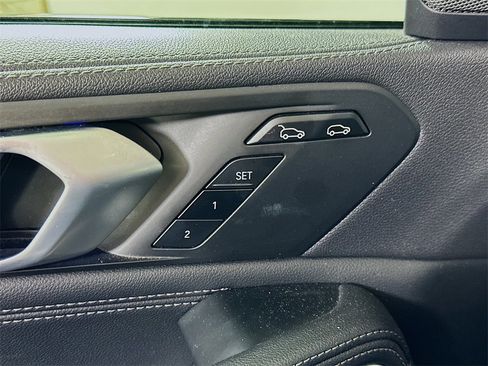 Used 2021 BMW X6 xDrive40i image 21