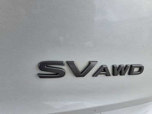 Used 2024 Nissan Rogue SV AWD/4WD image 32