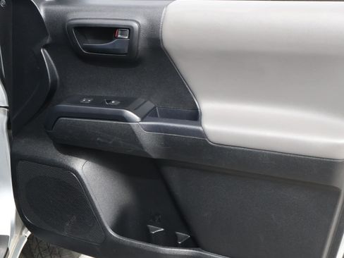 Used 2023 Toyota Tacoma SR w/ SR Convenience Package image 17