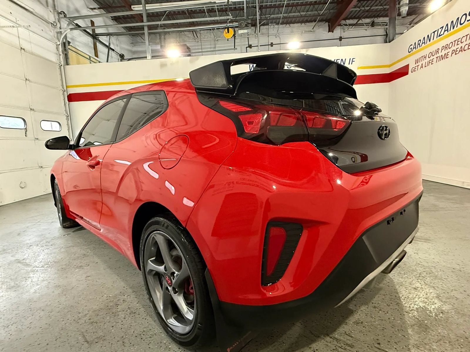 Used 2019 Hyundai Veloster 2.0 FWD image 9