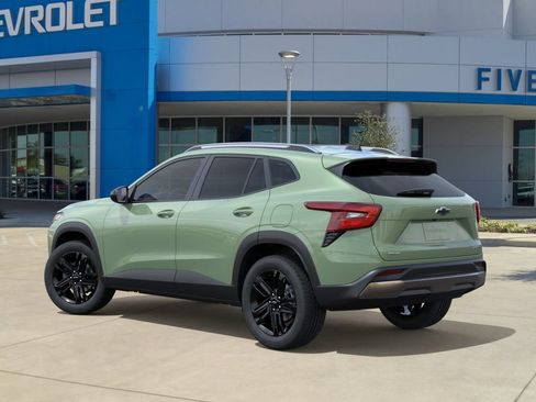 New 2026 Chevrolet Trax ACTIV w/ Driver Confidence Package FWD image 3