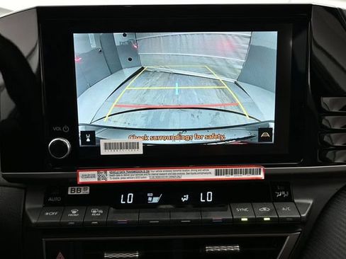 Used 2026 Toyota Camry SE AWD/4WD image 26