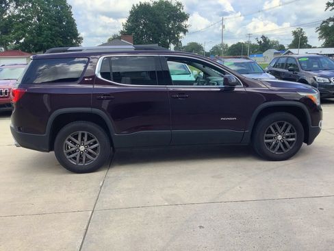 Used 2017 GMC Acadia SLT FWD image 10