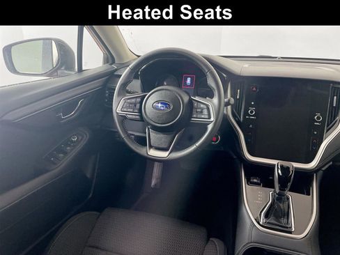 Used 2025 Subaru Outback Premium AWD/4WD image 2