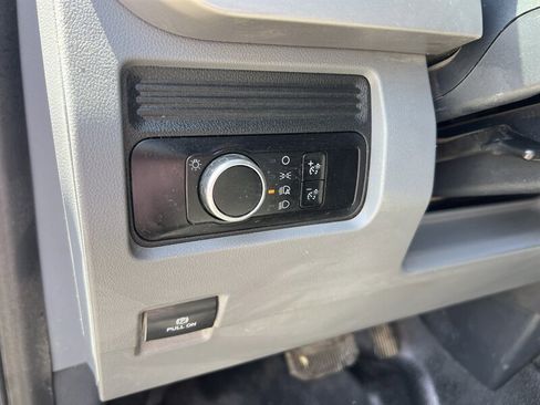 Used 2023 Ford F550 2WD Regular Cab Super Duty image 18