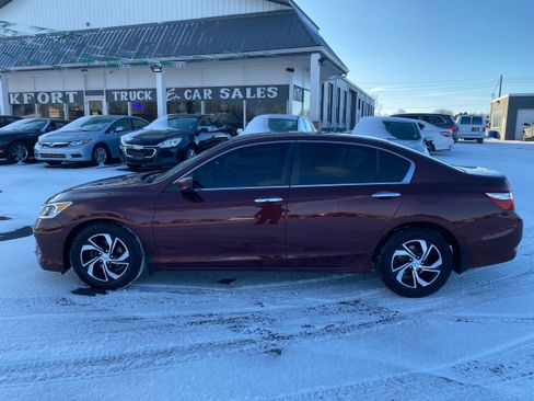 Used 2016 Honda Accord LX image 7