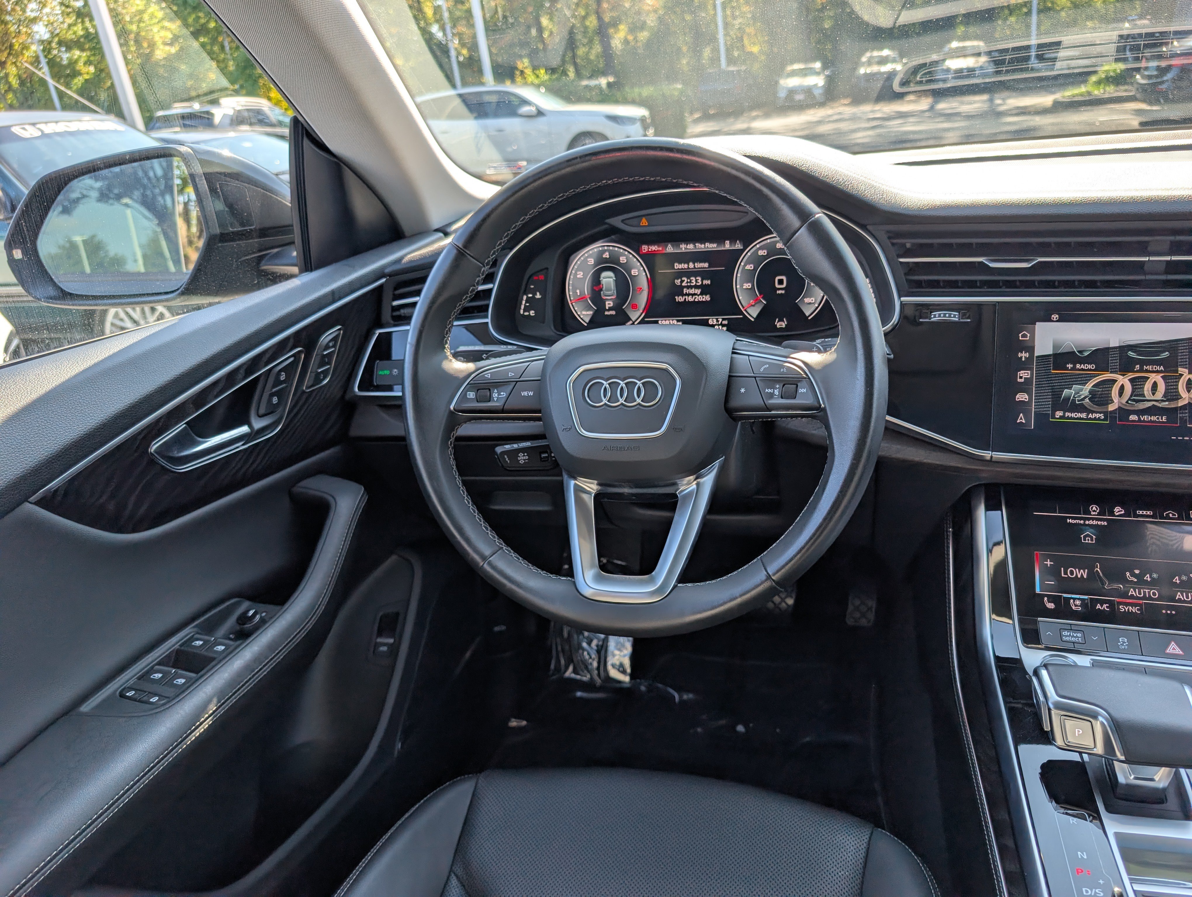 Used 2023 Audi Q8 Premium Plus w/ Premium Plus Package AWD/4WD image 18