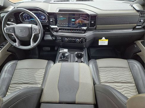 Used 2024 Chevrolet Silverado 1500 ZR2 w/ Technology Package AWD/4WD image 16