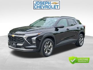 Used 2025 Chevrolet Trax LT FWD video 2