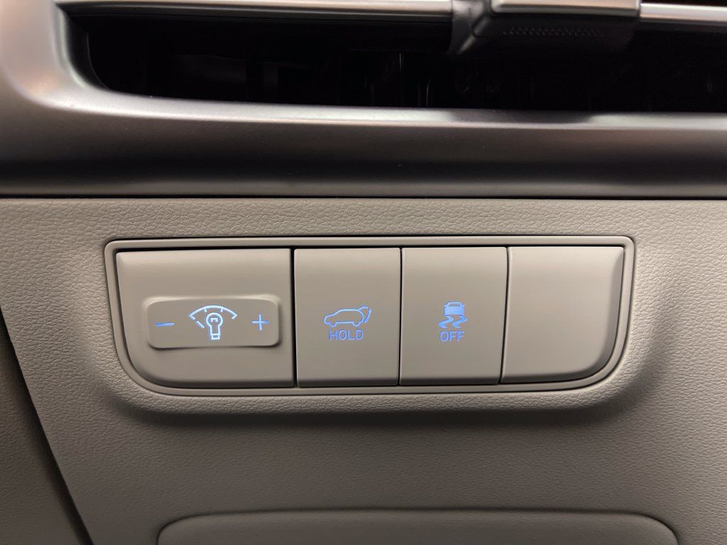 Certified 2025 Hyundai Tucson SEL FWD image 31
